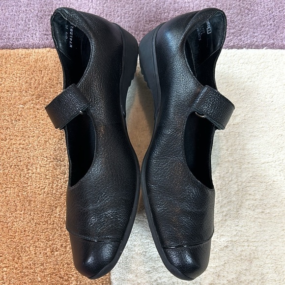 Munro Woman’s American Leather Mary Jane Flat 8.5 - Picture 11 of 17